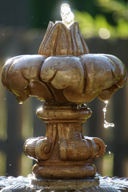 Fleur-de-lis fountain head