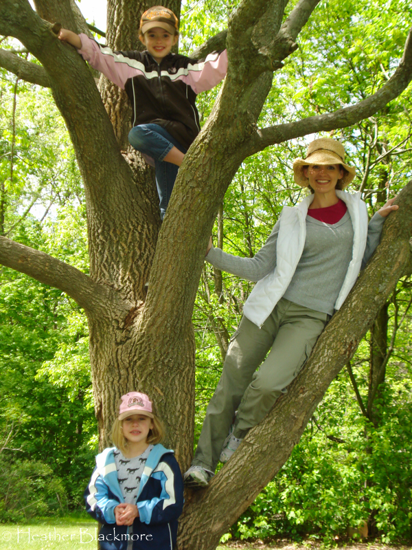 girls in tree