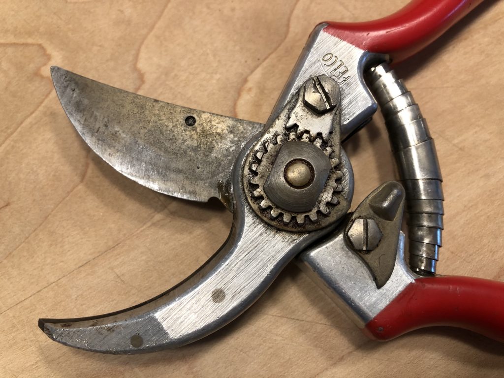 clean pruners