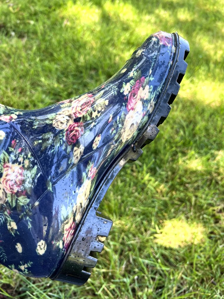 Rain boot sole