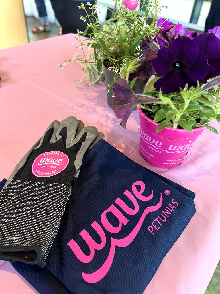 Planting Station with apron and gloves